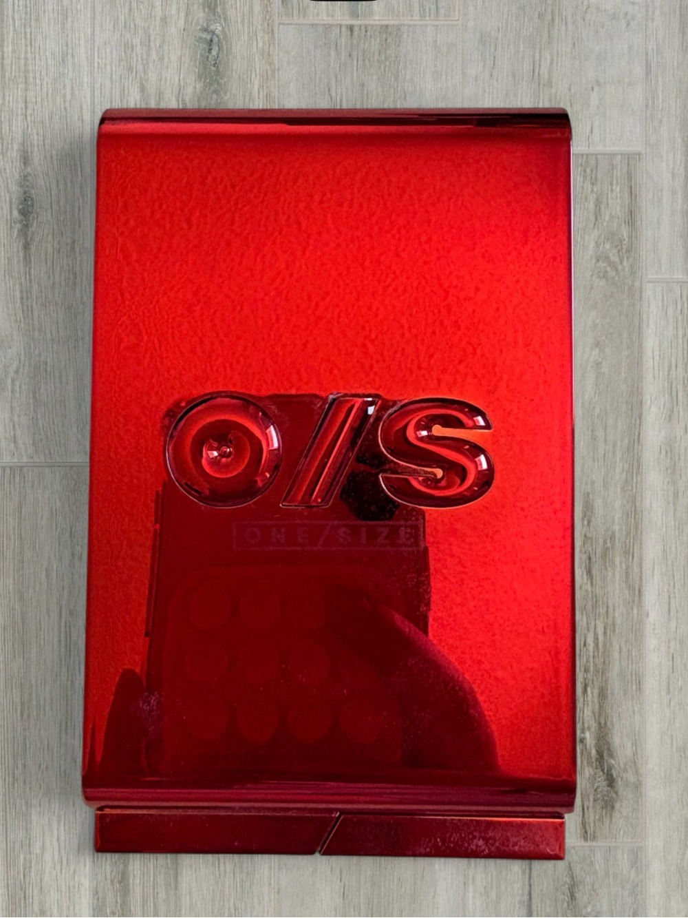 ONE/SIZE Shiny Red Bronzer & Contour Palette